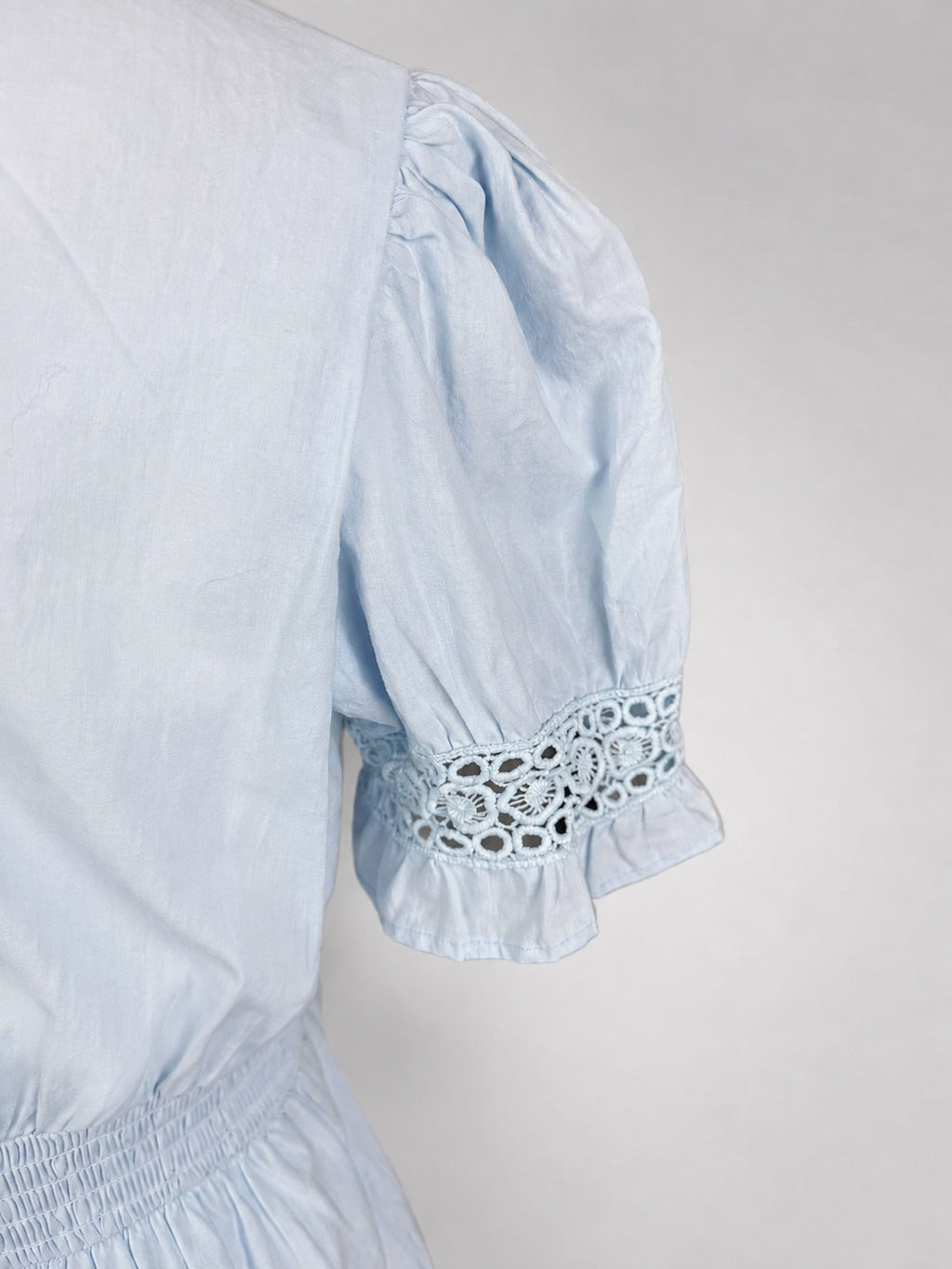 fab'rik crochet lace inset close up