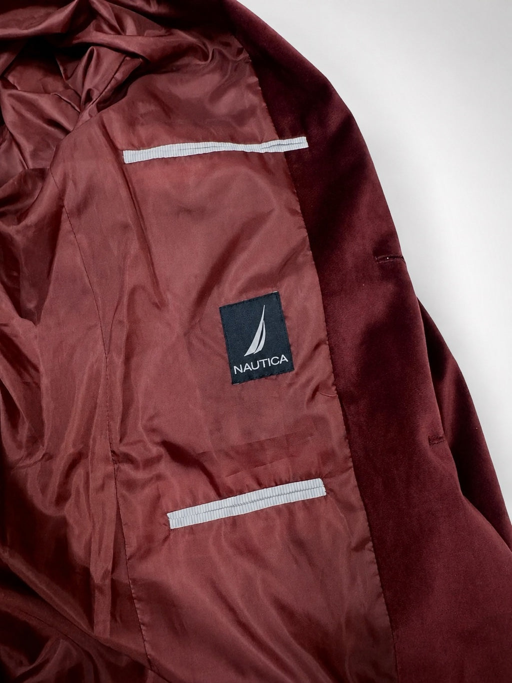 Nautica velvet blazer lining detail