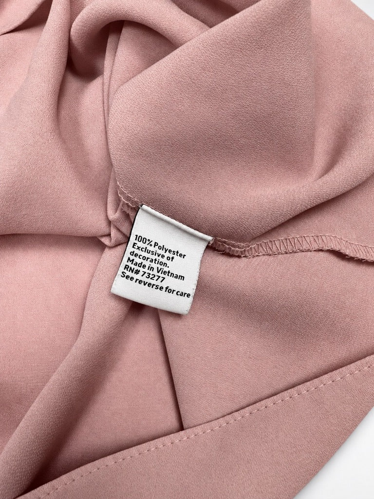 Nine West dusty rose pink cami fabric label and textured fabric close-up