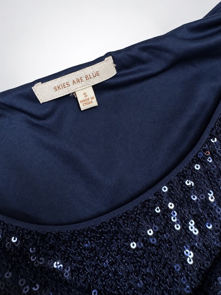Skies Are Blue navy sequin crop top size S label close-up