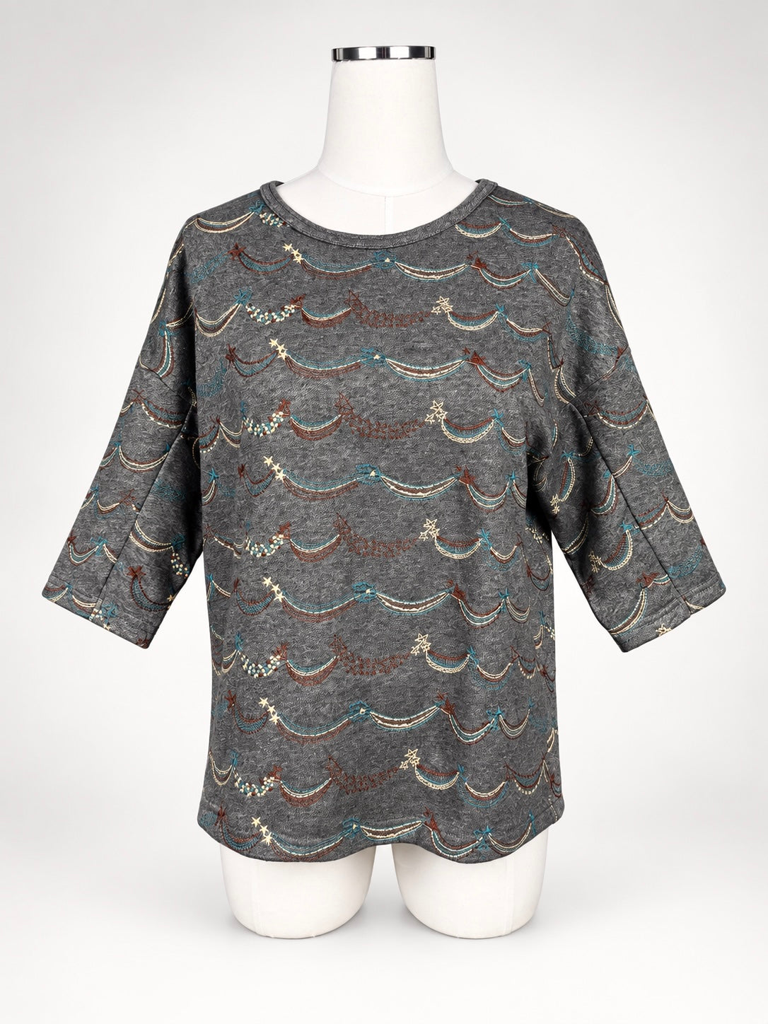 marble SUD charcoal garland pattern cotton knit top, back view