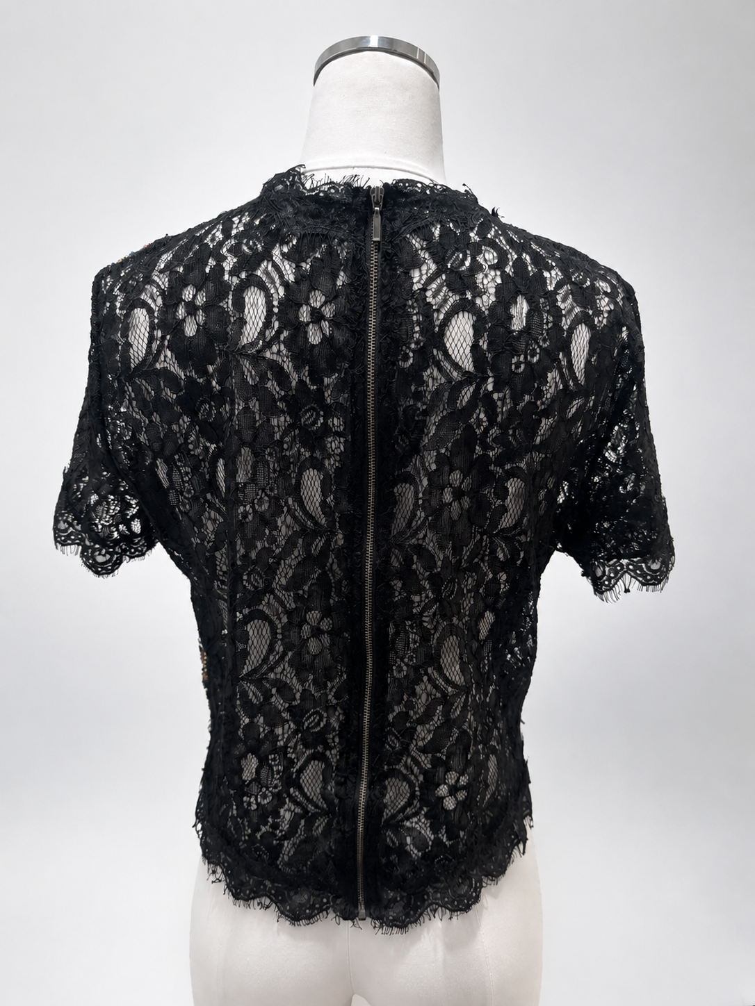 Zara Trafaluc Embroidered Lace Top – Size Large – Excellent Used Condition
