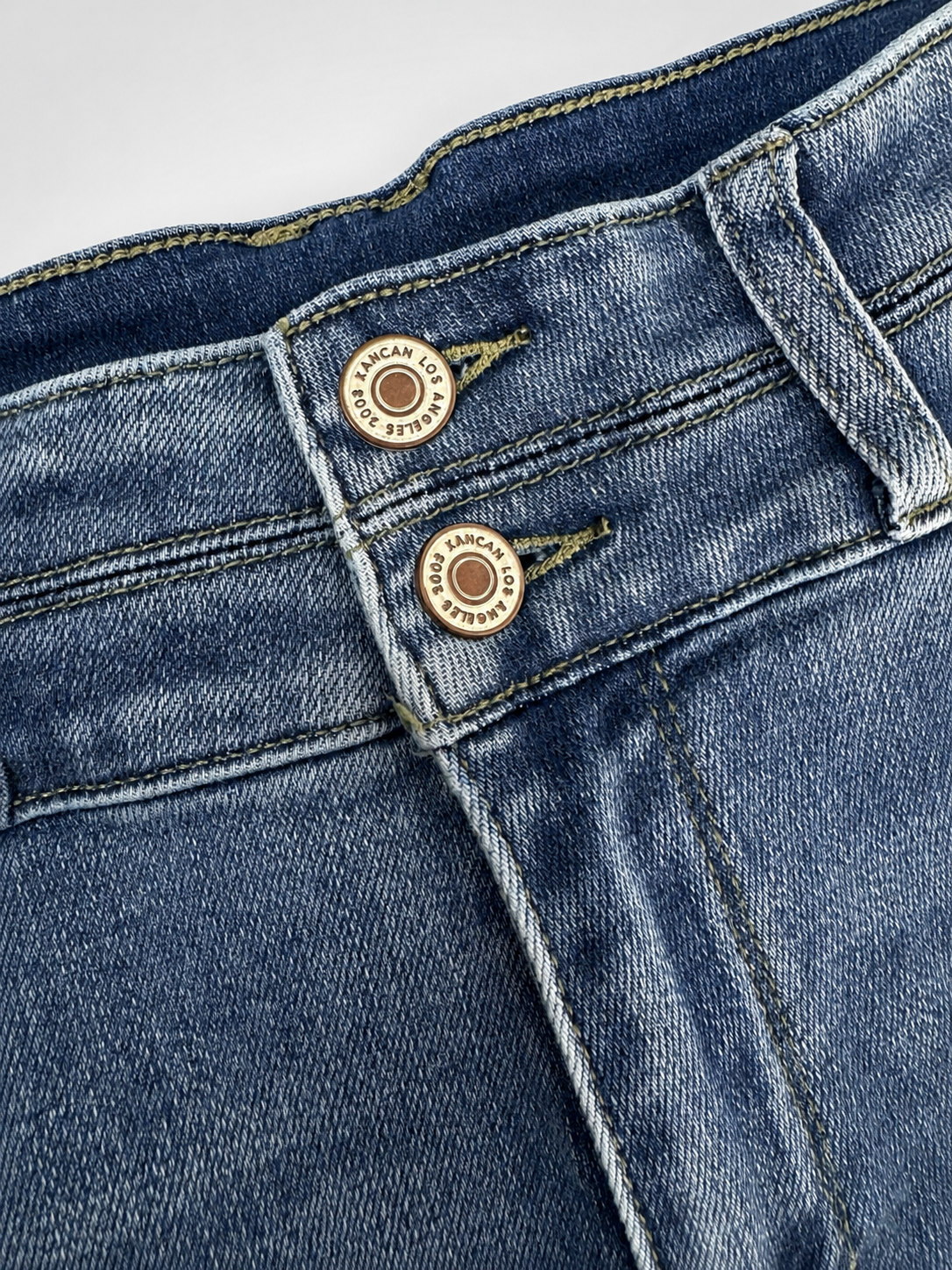 Women’s KanCan High Rise Flare Jeans Medium Wash Size 6 Y2K Inspired